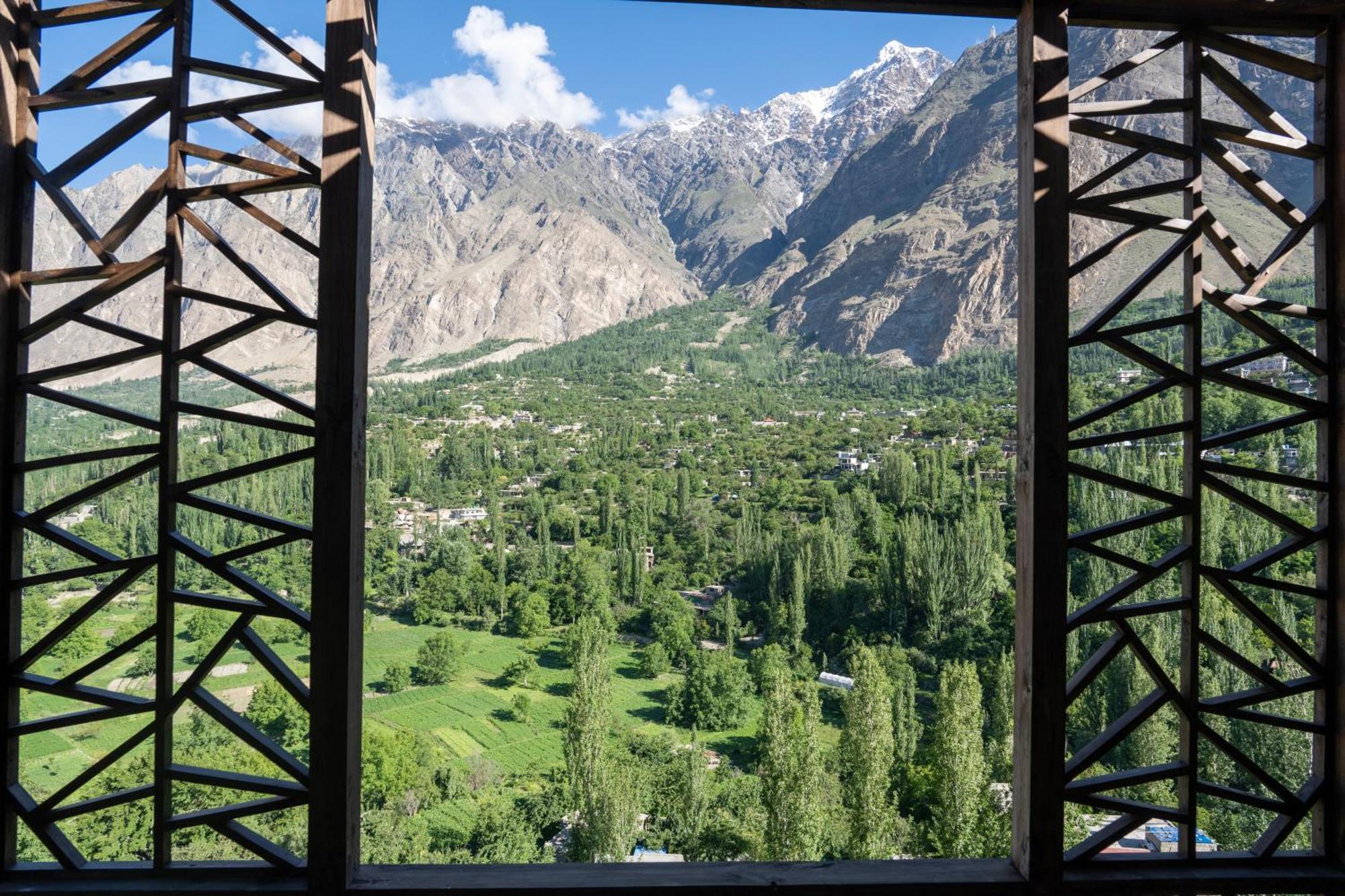 Hunza Serena Hotel Karimabad  Exterior photo