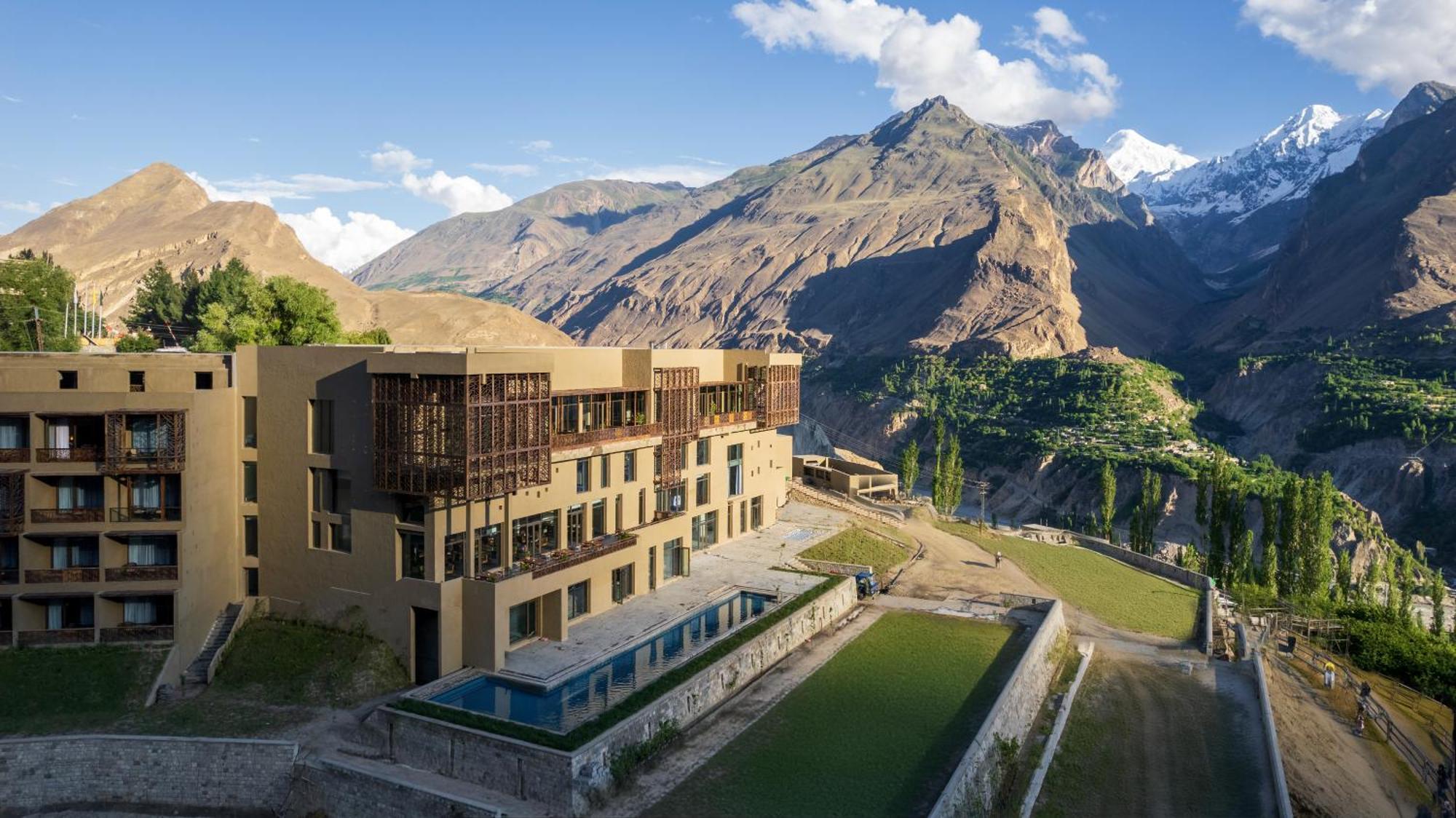 Hunza Serena Hotel Karimabad  Exterior photo