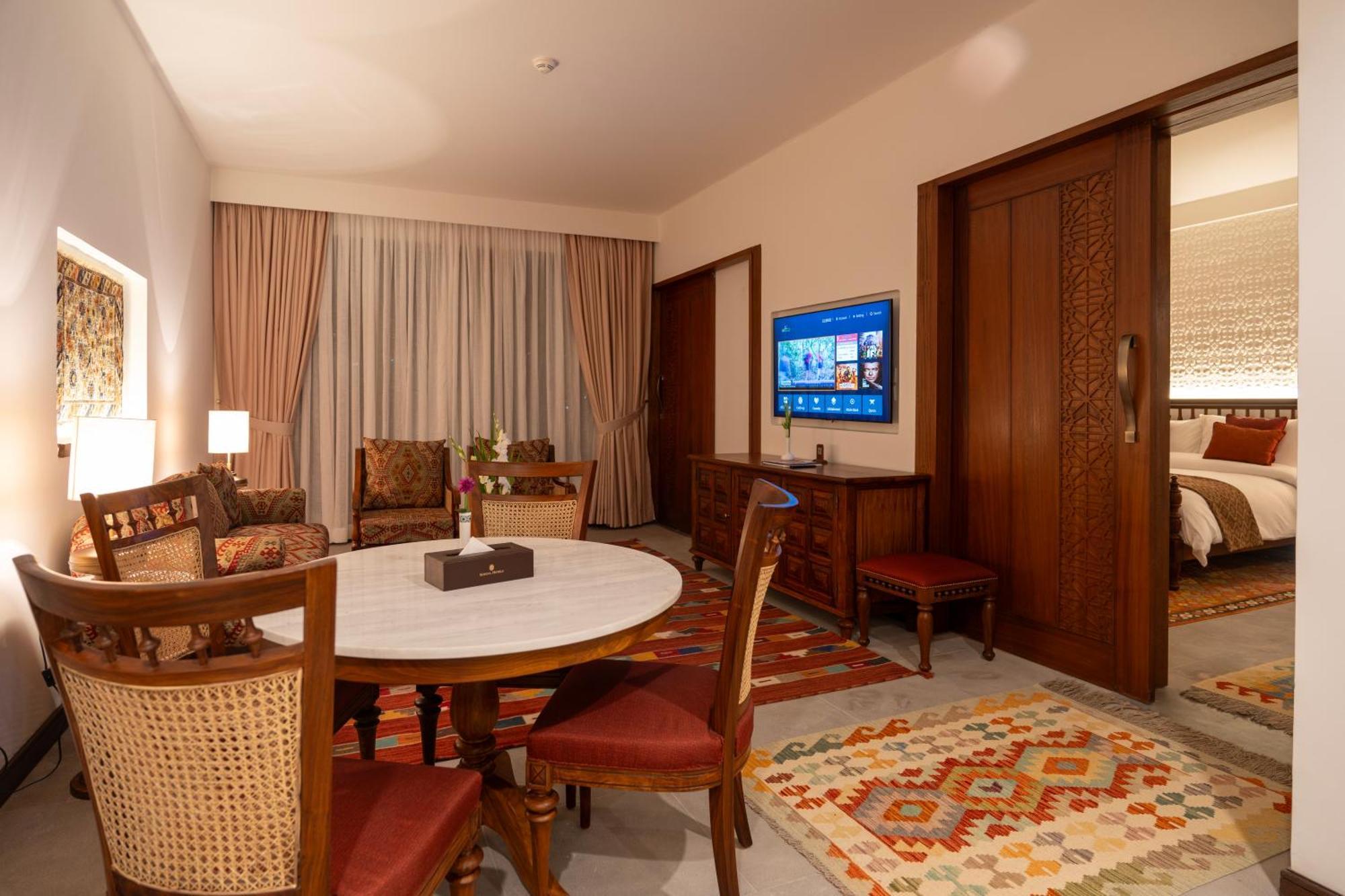 Hunza Serena Hotel Karimabad  Exterior photo